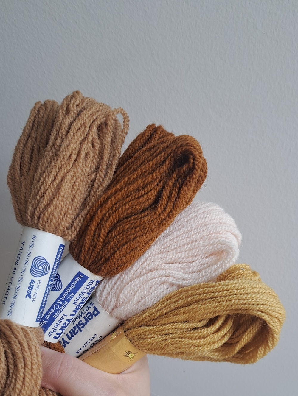 100% Wool Brown Lot, 200g - Picture 2 of 9